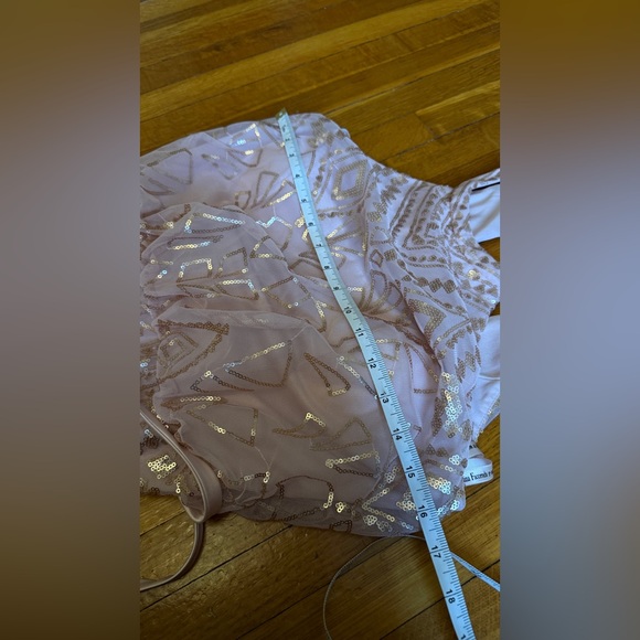 sequin evening gown - Picture 7 of 8